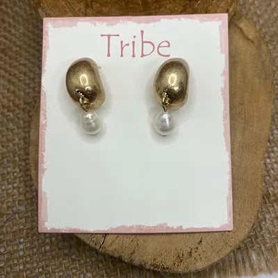 FW Pearl Hoop Studs